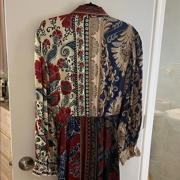 FARM Rio Navy and Maroon Floral Midi Dress - Picture 12 of 17